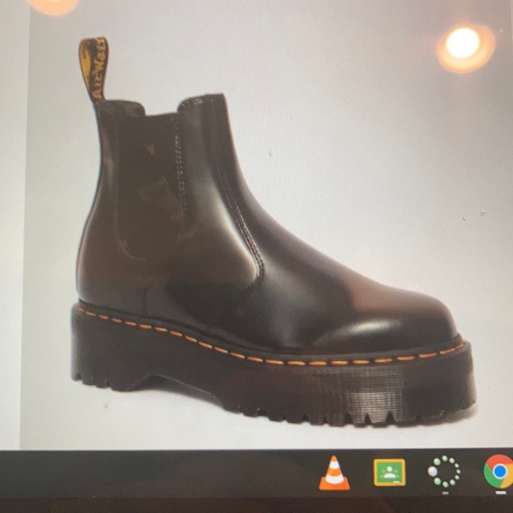 Meet your Posher, Valerie